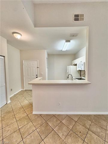 4128 Bellasol CIR 1424, Fort Myers, FL 33916