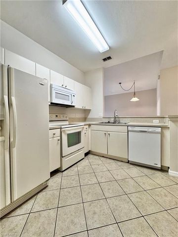 4128 Bellasol CIR 1424, Fort Myers, FL 33916