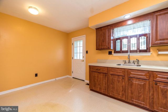 311 N LINE ST, Lansdale, PA 19446