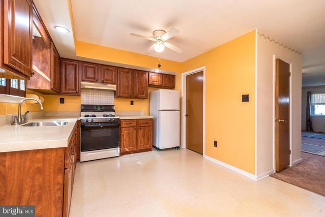 311 N LINE ST, Lansdale, PA 19446