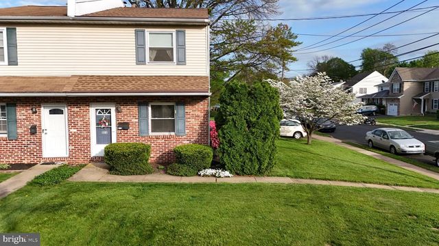 311 N LINE ST, Lansdale, PA 19446
