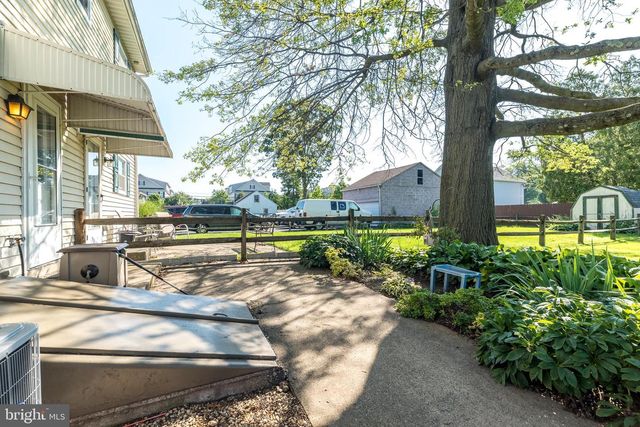 311 N LINE ST, Lansdale, PA 19446