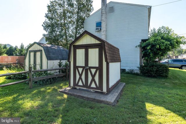 311 N LINE ST, Lansdale, PA 19446