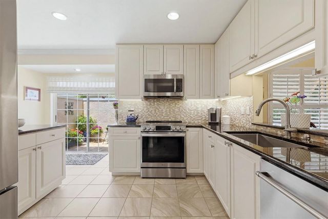 5435 CHANTECLAIRE 69, Sarasota, FL 34235