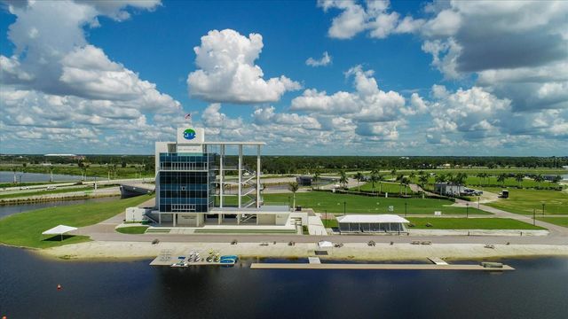 5435 CHANTECLAIRE 69, Sarasota, FL 34235