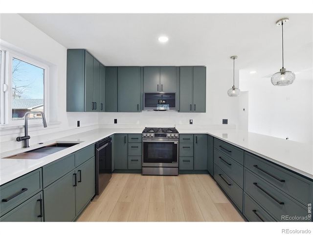 1431 S Glencoe Street, Denver, CO 80222