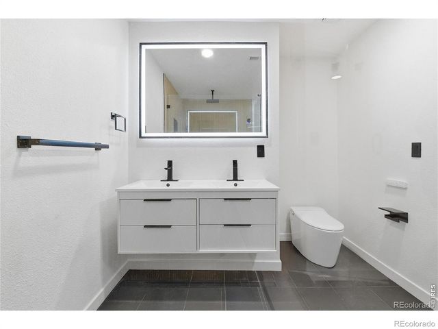 1431 S Glencoe Street, Denver, CO 80222