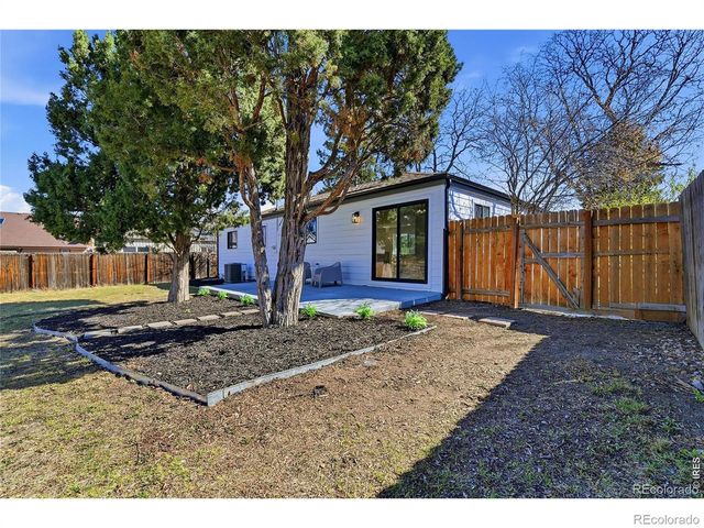 1431 S Glencoe Street, Denver, CO 80222