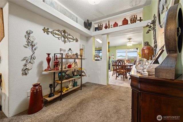 2211 W Sielaff Lane, Othello, WA 99344