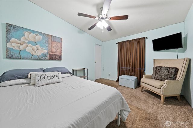 2211 W Sielaff Lane, Othello, WA 99344