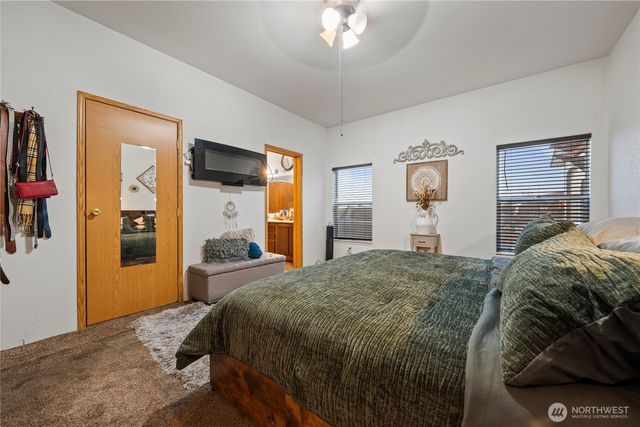 2211 W Sielaff Lane, Othello, WA 99344