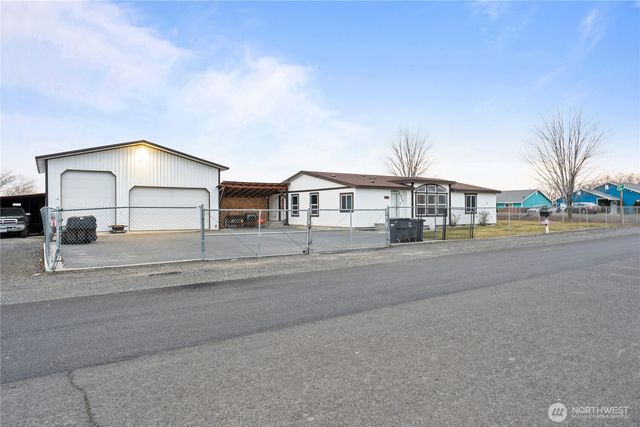 2211 W Sielaff Lane, Othello, WA 99344