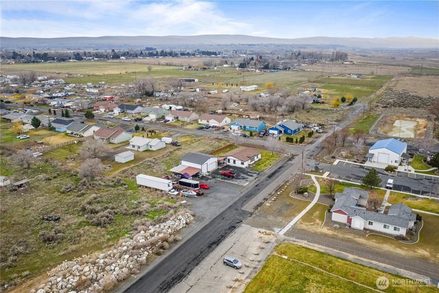 2211 W Sielaff Lane, Othello, WA 99344