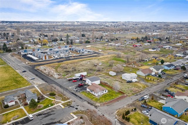 2211 W Sielaff Lane, Othello, WA 99344