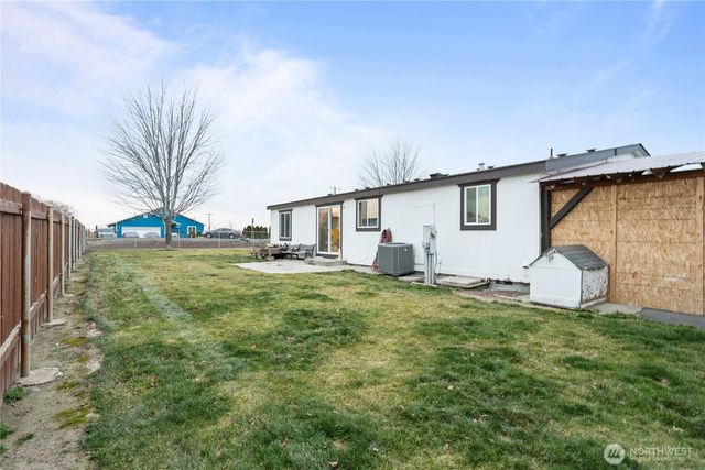 2211 W Sielaff Lane, Othello, WA 99344