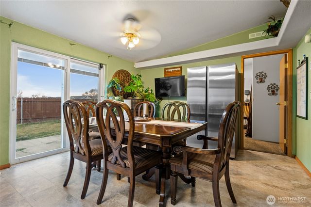 2211 W Sielaff Lane, Othello, WA 99344