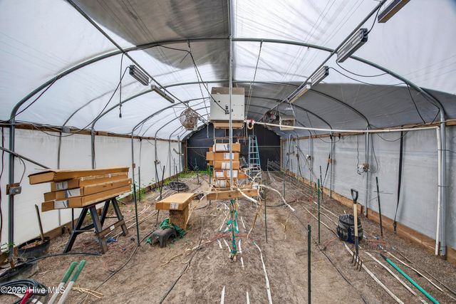 2240 W Lake Shore Drive, Wilmington, NC 28401