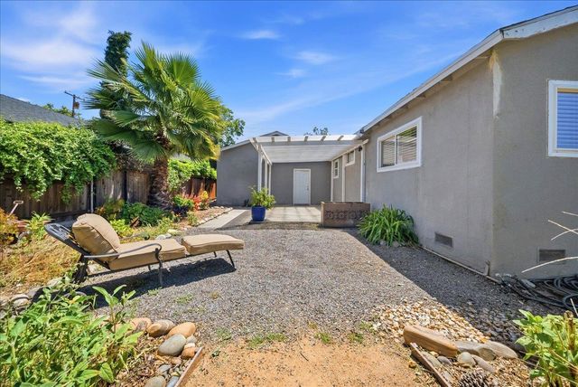 2865 26TH Ave, Sacramento, CA 95820