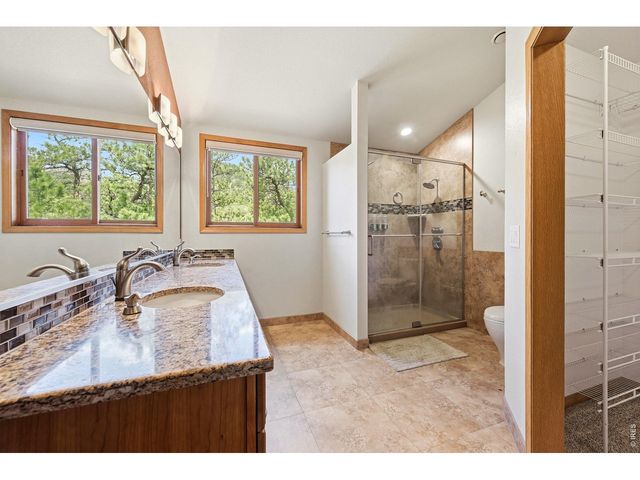 256 Choctaw Rd, Lyons, CO 80540