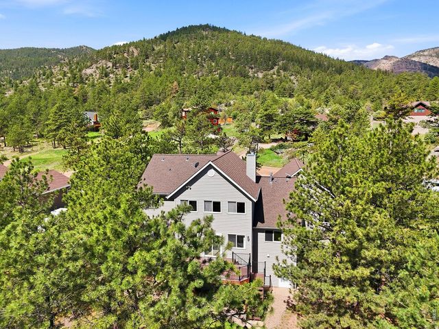 256 Choctaw Rd, Lyons, CO 80540