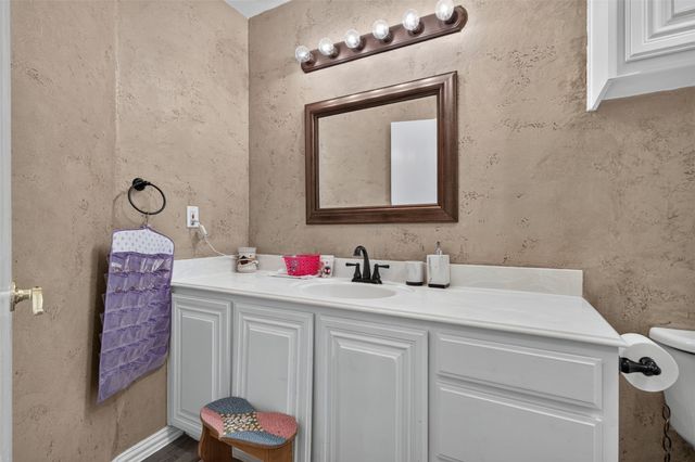 103 Post Oak Drive, Waxahachie, TX 75165