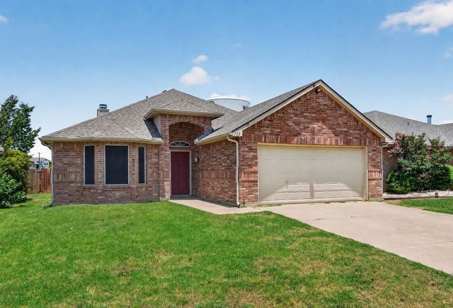 103 Post Oak Drive, Waxahachie, TX 75165