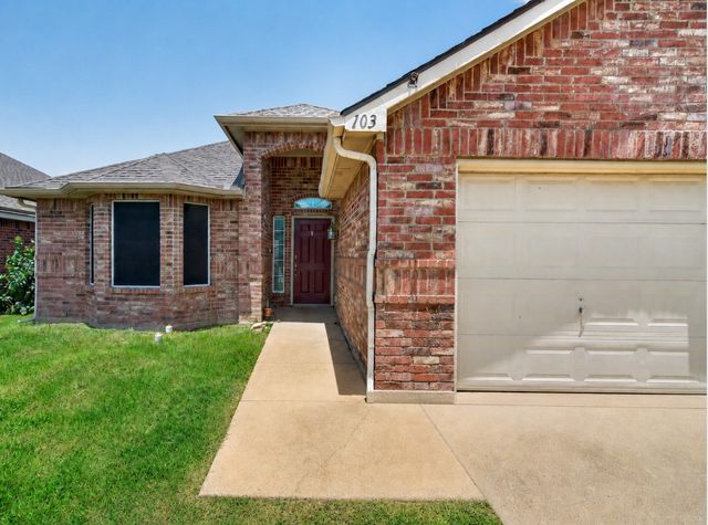 103 Post Oak Drive, Waxahachie, TX 75165