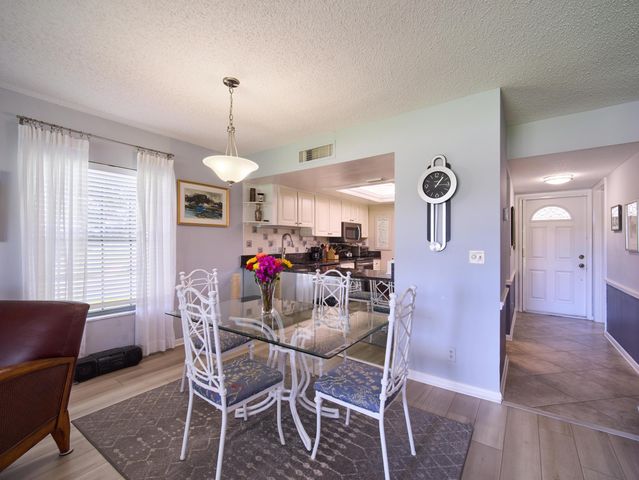18369 SE Wood Haven Lane E, Jupiter, FL 33469