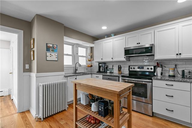 20 Borden Farm Road, Portsmouth, RI 02871