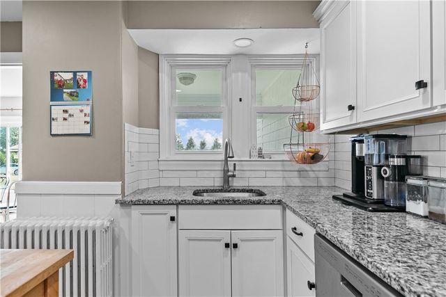 20 Borden Farm Road, Portsmouth, RI 02871