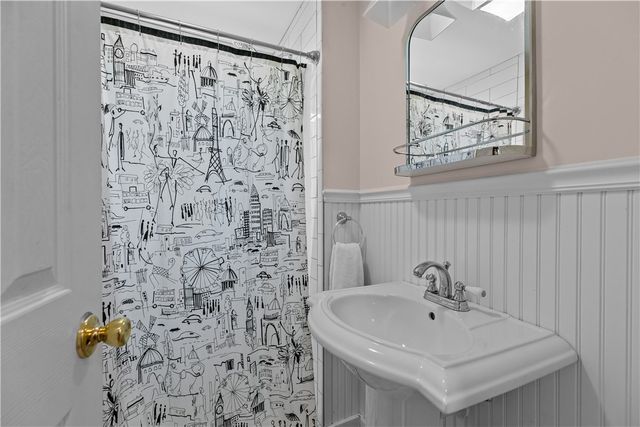 20 Borden Farm Road, Portsmouth, RI 02871