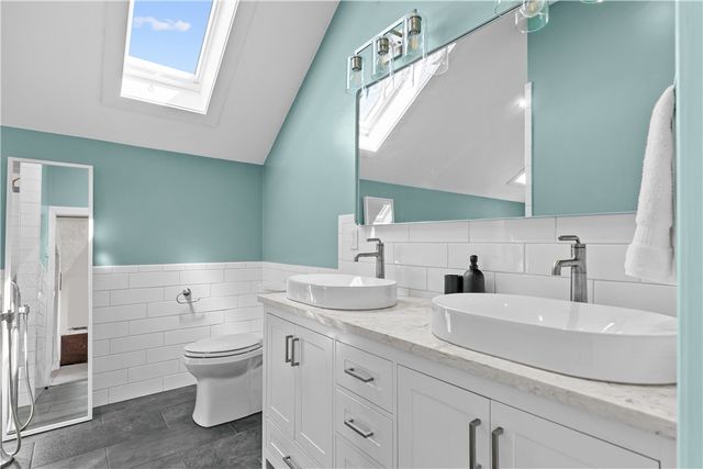 20 Borden Farm Road, Portsmouth, RI 02871