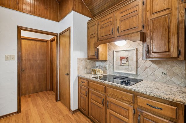 4300 Brookhollow Drive, Colleyville, TX 76034