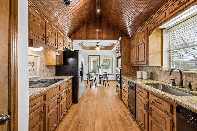 4300 Brookhollow Drive, Colleyville, TX 76034