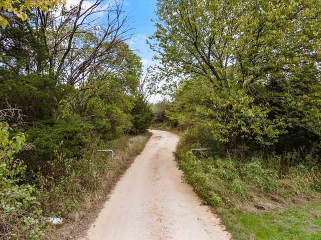 201 E Highway 67, Keene, TX 76059