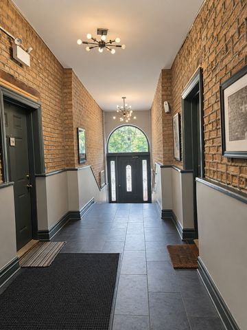5244 S KING Drive GS, Chicago, IL 60615