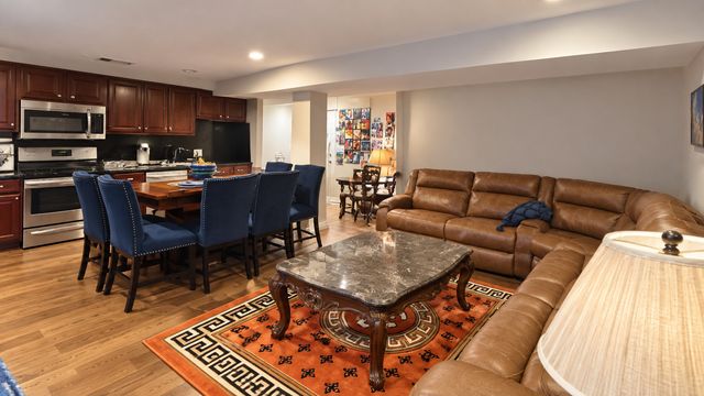 5244 S KING Drive GS, Chicago, IL 60615