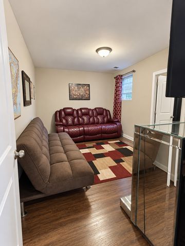 5244 S KING Drive GS, Chicago, IL 60615