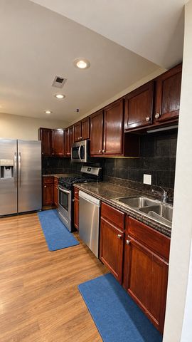5244 S KING Drive GS, Chicago, IL 60615