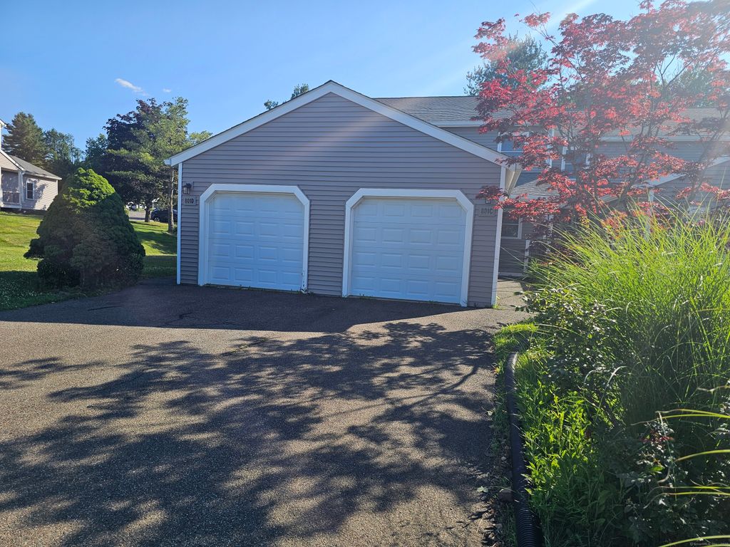 801 Long Hill Road APT C, Middletown, CT 06457