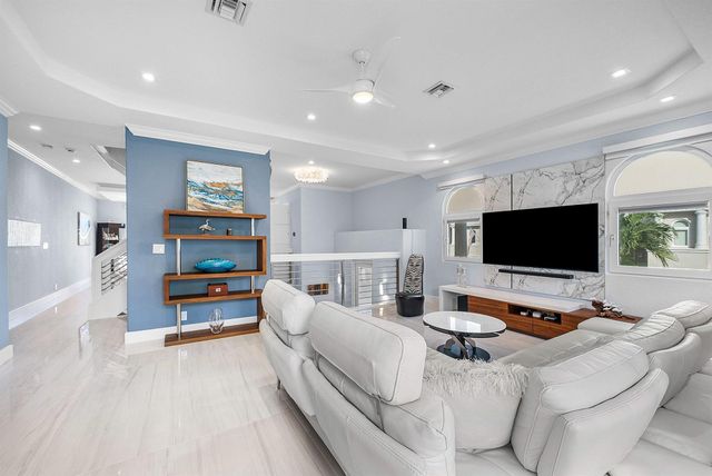 1792 Bay Drive 27, Pompano Beach, FL 33062