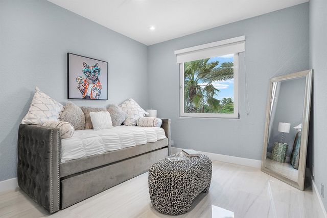 1792 Bay Drive 27, Pompano Beach, FL 33062