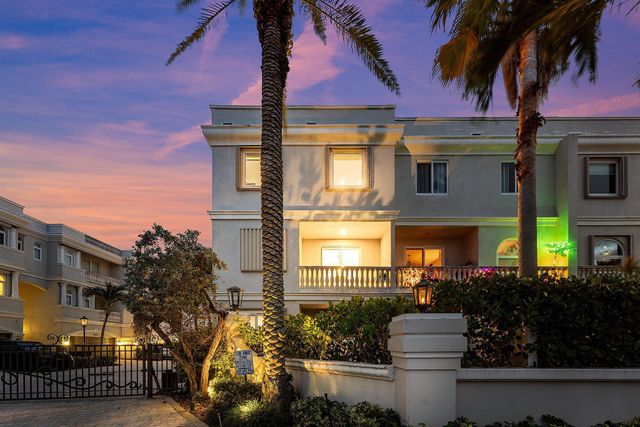 1792 Bay Drive 27, Pompano Beach, FL 33062