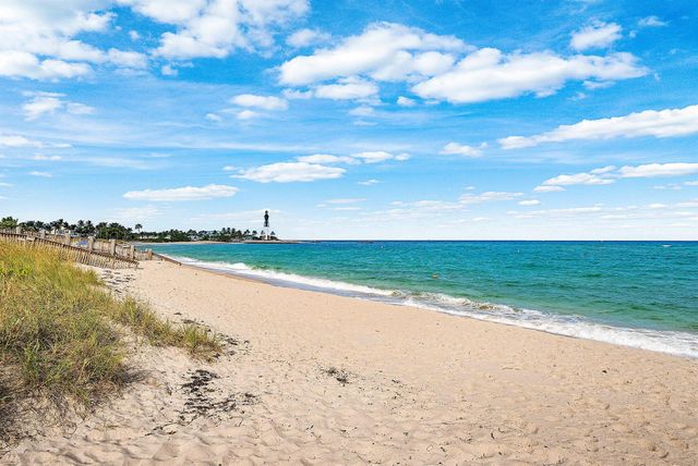 1792 Bay Drive 27, Pompano Beach, FL 33062