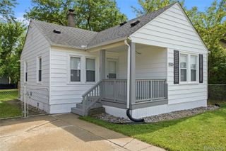 15334 Evergreen Avenue, Eastpointe, MI 48021