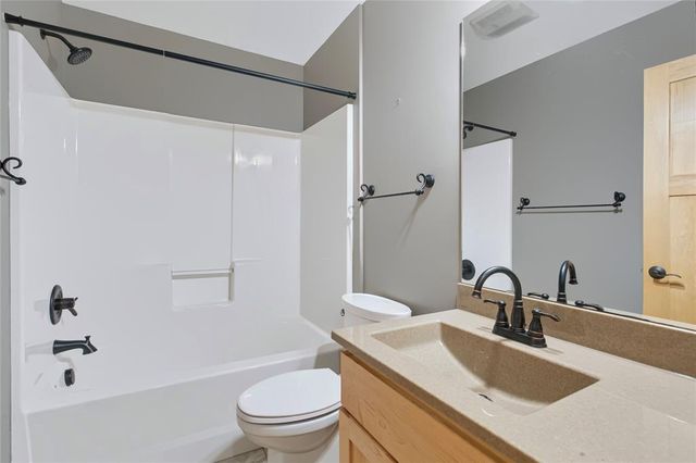 1458 Wood Duck Lane, New Richmond, WI 54017