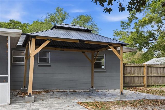 17413 NW 241ST STREET, High Springs, FL 32643