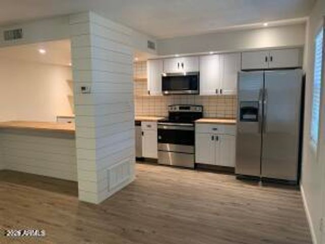 6114 N 79TH Street, Scottsdale, AZ 85250