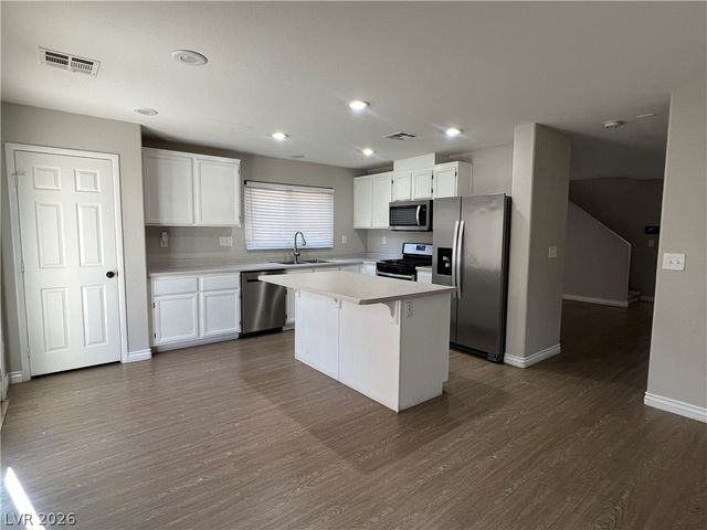 3149 Spring City Avenue, North Las Vegas, NV 89081