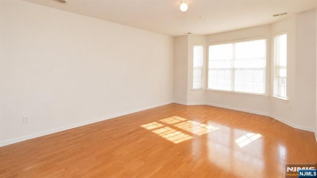 503 Bushes Lane, Elmwood Park, NJ 07407